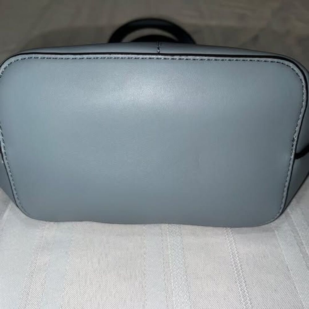 BCBG Purse - Picture 3 of 4